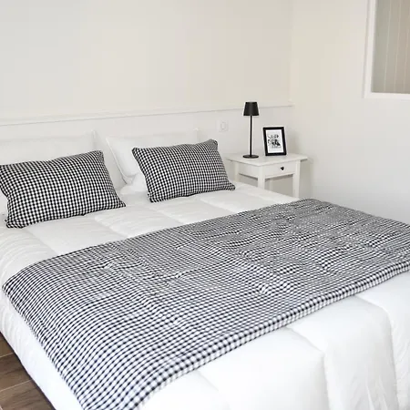 Le Clos Morgane Marine Villa *