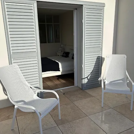 Le Clos Morgane Marine Villa *