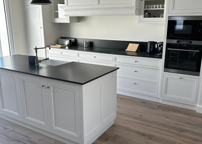 Le Clos Morgane Marine 布雷蒂诺斯梅尔